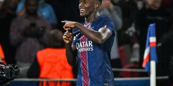 登贝莱荣膺金球奖：法甲新星如何在巴黎圣日耳曼绽放光芒？