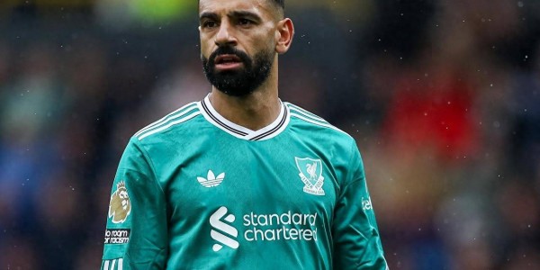 欧冠：3-2，利物浦险胜西甲劲旅，萨拉赫传射，范迪克补时绝杀