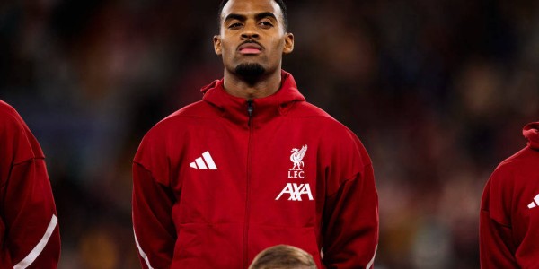 萨拉赫转会风云：利物浦的未来与皇马的雄心