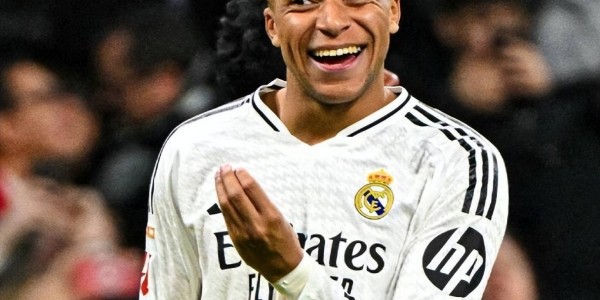 养伤66天皇马1.8亿巨星回归！今晚出战：冲击西甲开局5连胜